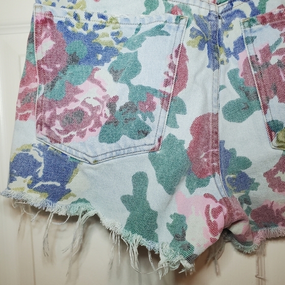 CITIZENS OF HUMANITY Kristen High Rise Shorts denim  FLORAL Sz 26 - Picture 7 of 12
